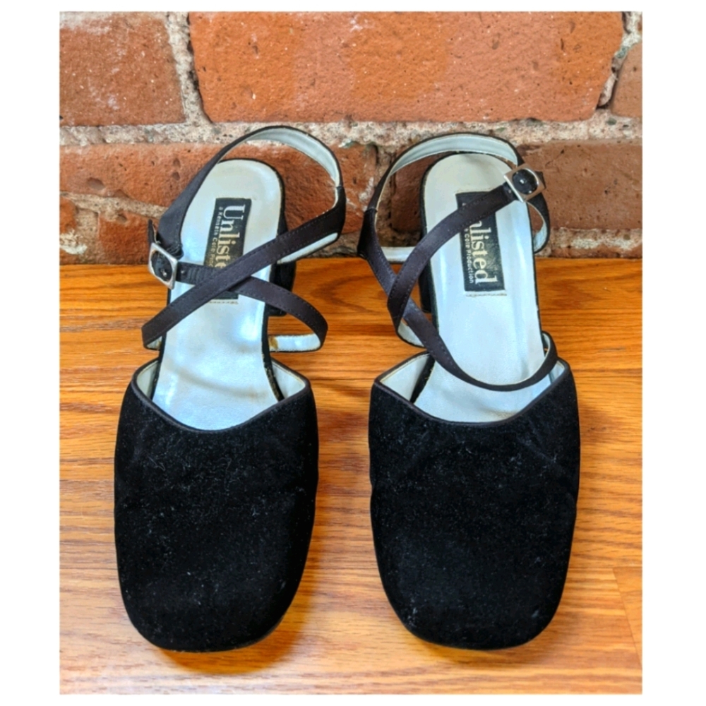 Block Heel Ankle Strap Shoes Black Suede